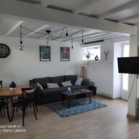 Le Studio 22 Brehand Luaran gambar