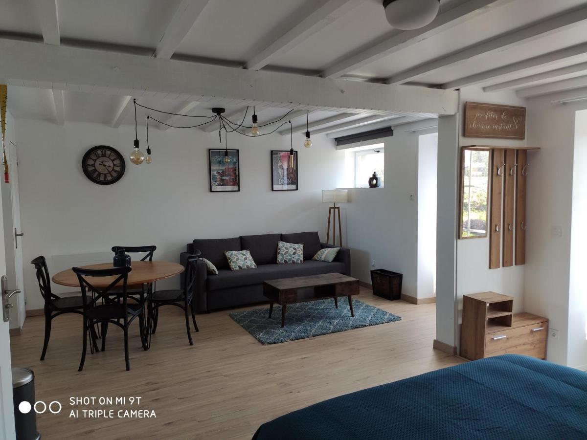 Le Studio 22 Brehand Luaran gambar