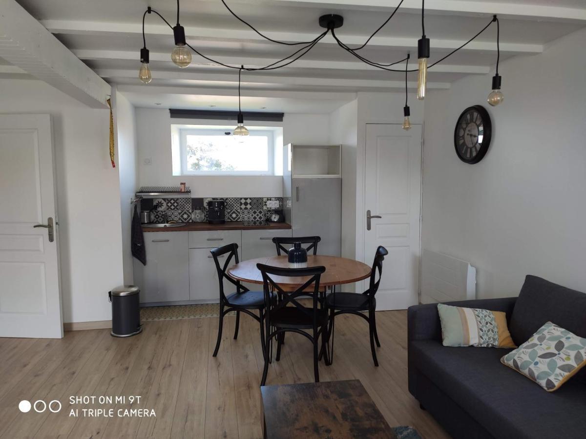 Le Studio 22 Brehand Luaran gambar